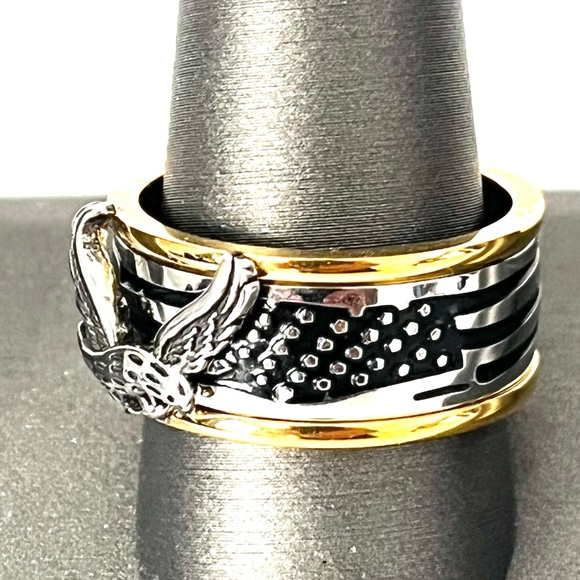 American Eagle Goth Biker Ring Stainless Steel Silver and Gold - Picture 5 of 9